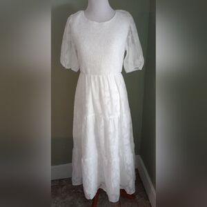 NWT Zesica Short Puff Sleeve smocked top Lace White Maxi dress Size Smal…